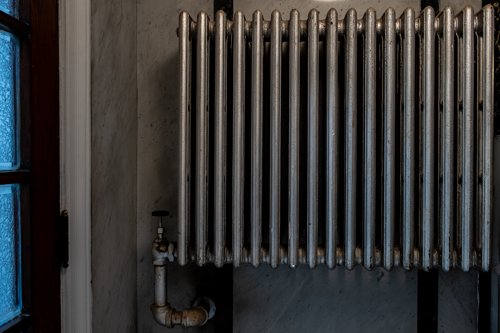 联邦政府停摆导致纽约低收入家庭供热援助计划暂停- 中美日报网